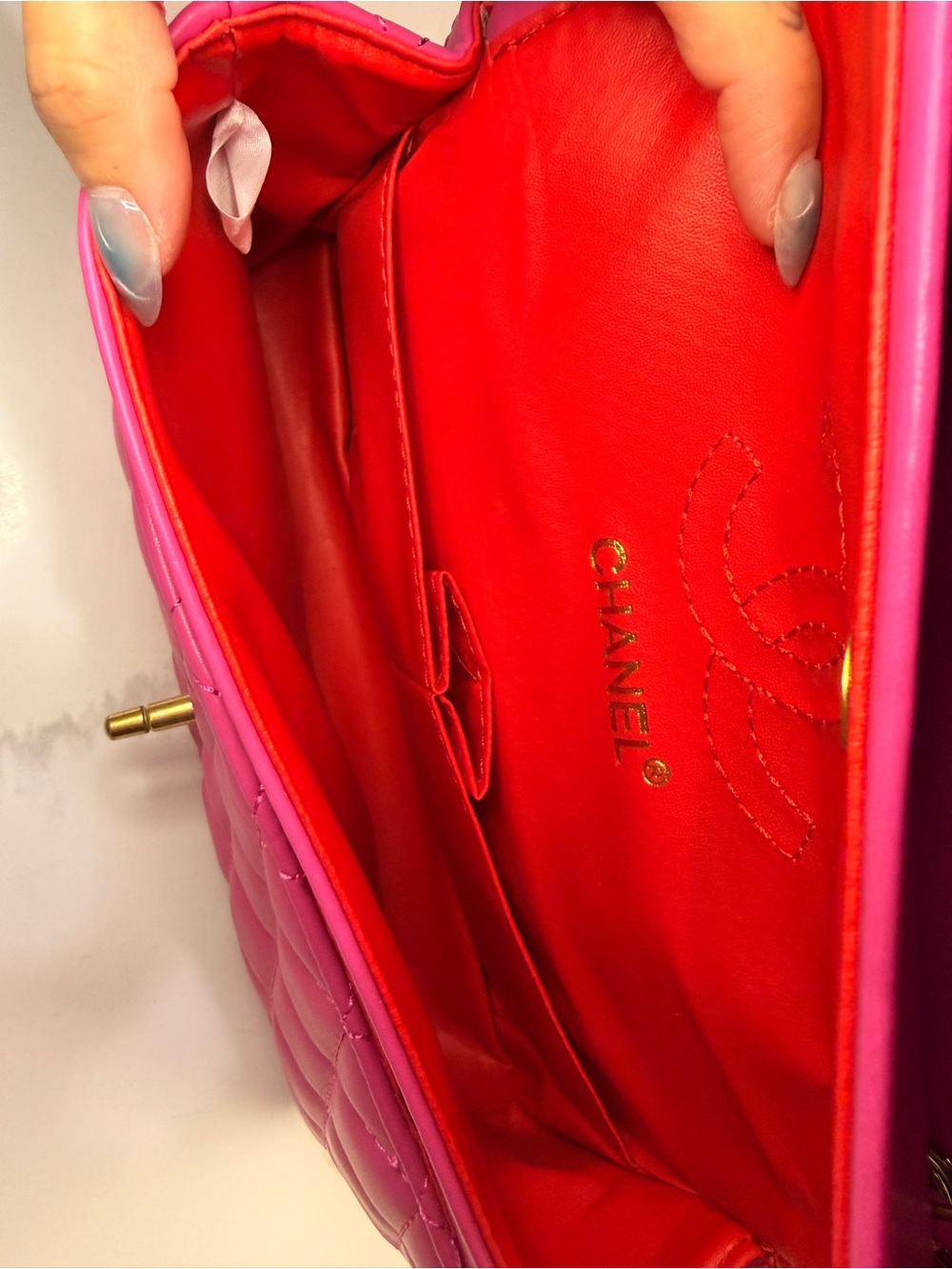 Pink Quilted Chain Shoulder Bag 💗✨ - Picture 7 of 9